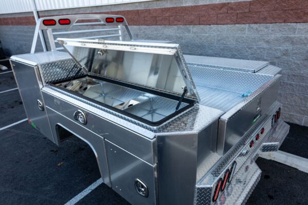 Martin 98"x110" Gooseneck Service Body – Fits 60" CA Cab and Chassis - Image 5