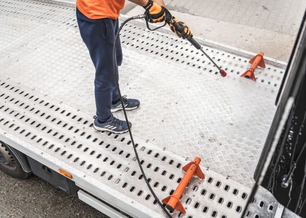 Header Image Resized How to Clean Aluminum Truck Beds Without Damaging Them