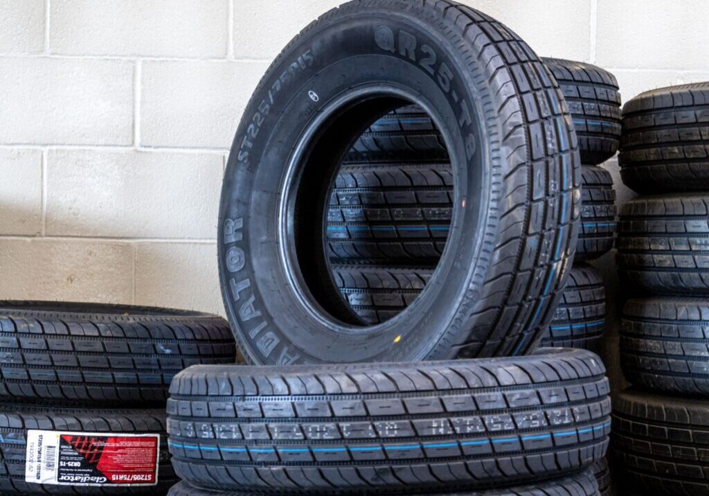 Trailer- Tires-1920px